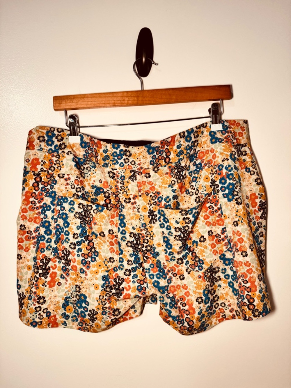 Smartwool Merino Sport Hiking summer Shorts Size XL Vintage Floral Print - Picture 4 of 8